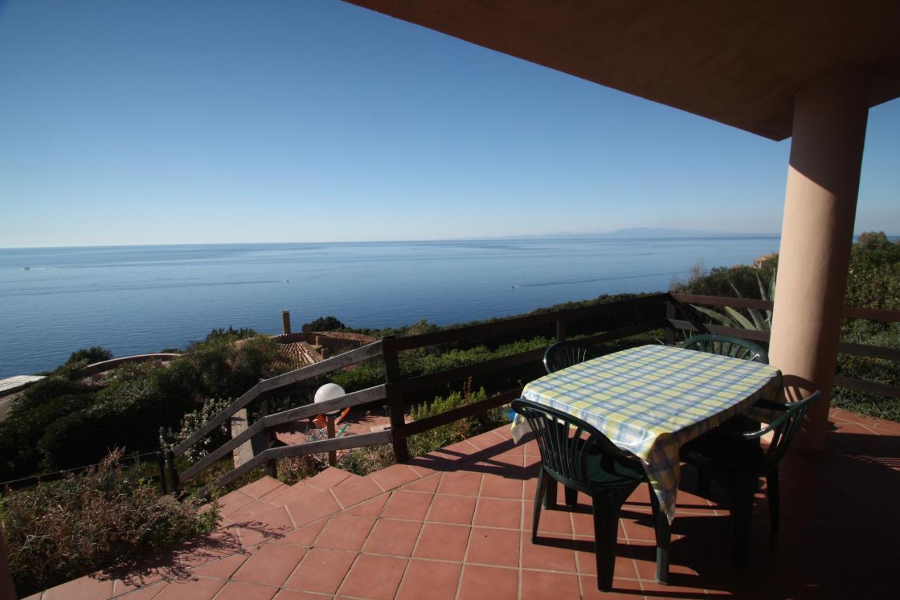 Villino Lu Ciuoni With Nice Sea View Costa Paradiso Kültér fotó